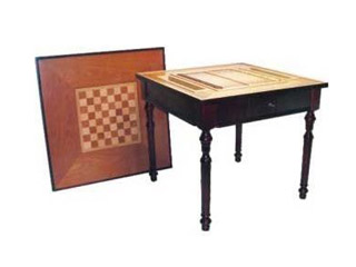 Стол для игры в карты, нарды и шахматы