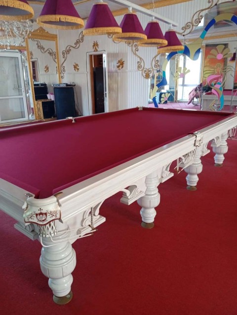 Реализация Бильярдного стола 'Венеция' 12 футов Реализация Бильярдного стола 'Венеция' 12 футов