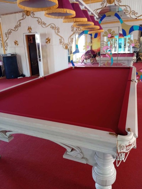 Реализация Бильярдного стола 'Венеция' 12 футов Реализация Бильярдного стола 'Венеция' 12 футов