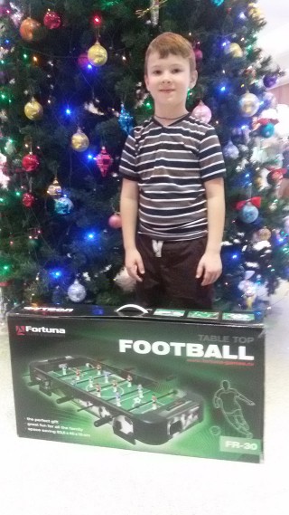 Настольный футбол / кикер Fortuna FR-30 как подарок в рождественском благотворительном марафоне